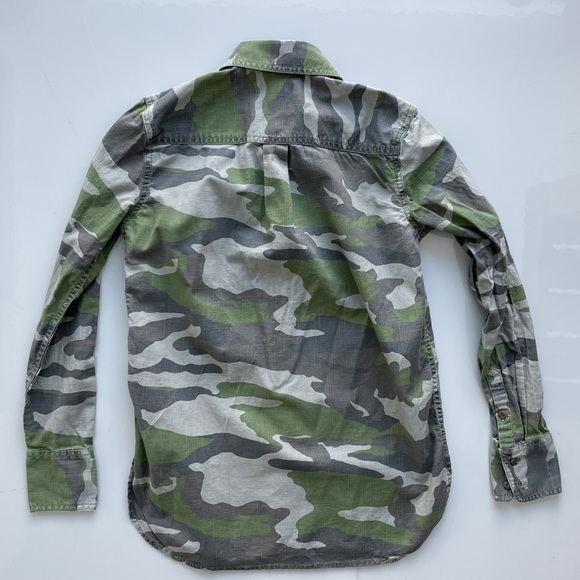 J Crew Camo Women Shirt (00) - Picture 6 of 9